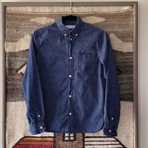 H&M star print button up shirt
